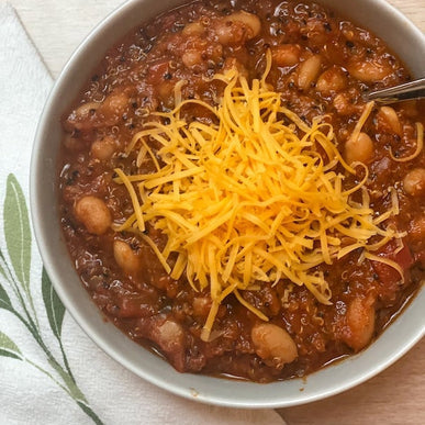 Chickpea, Quinoa, and White Bean Chili-SKORDO