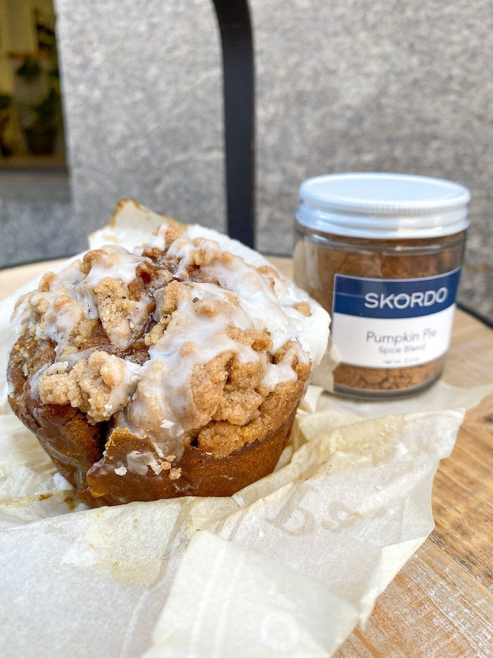 Pumpkin Crumb Muffins-SKORDO