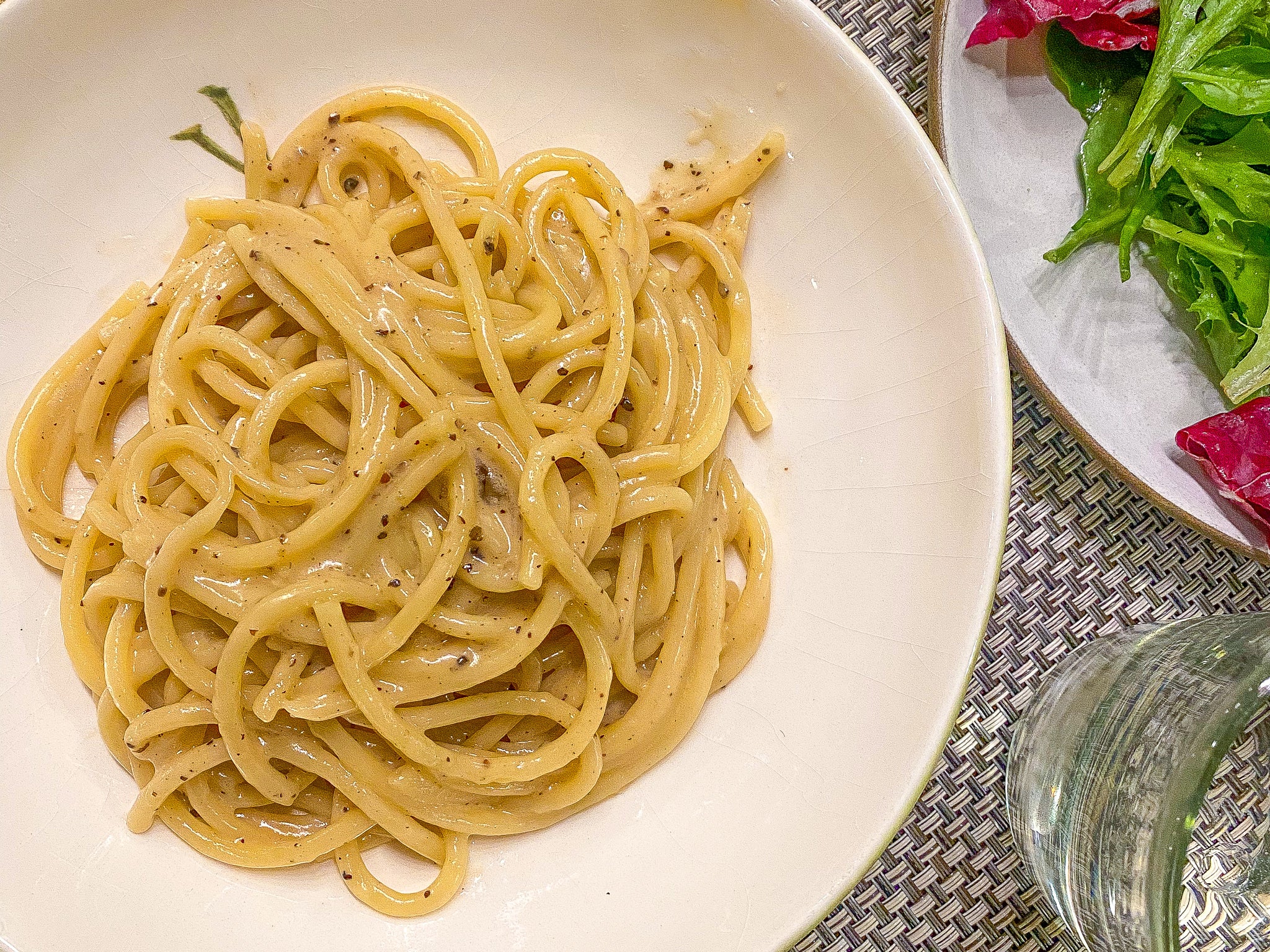 Cacio e Pepe with Tellicherry Peppercorns