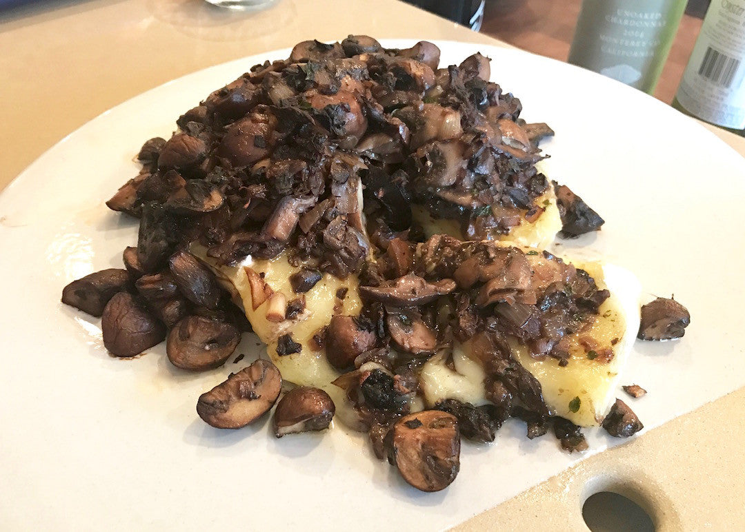 Baked Brie with Mushrooms and Thyme