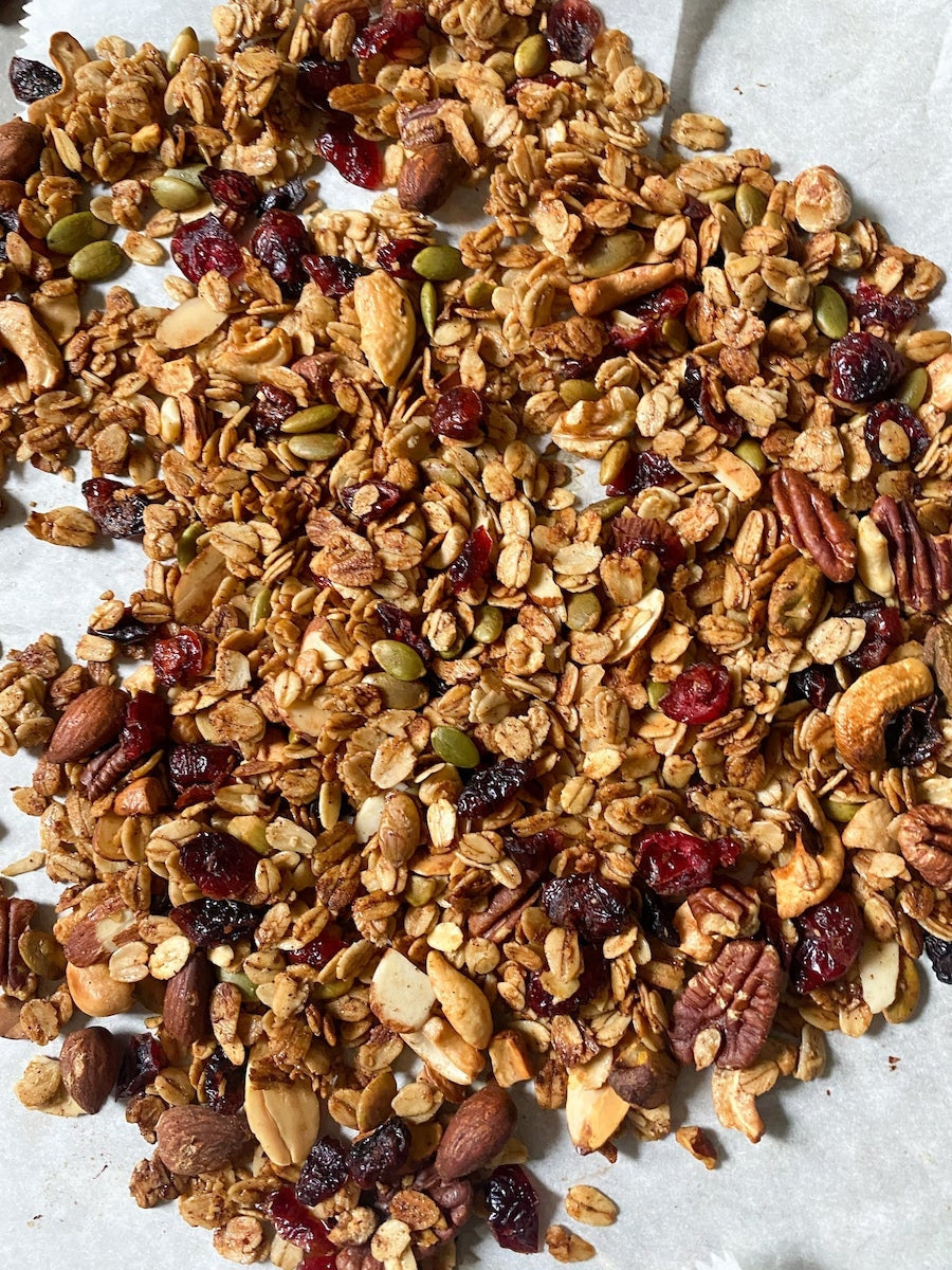 Maple Salmon Rub Granola-SKORDO